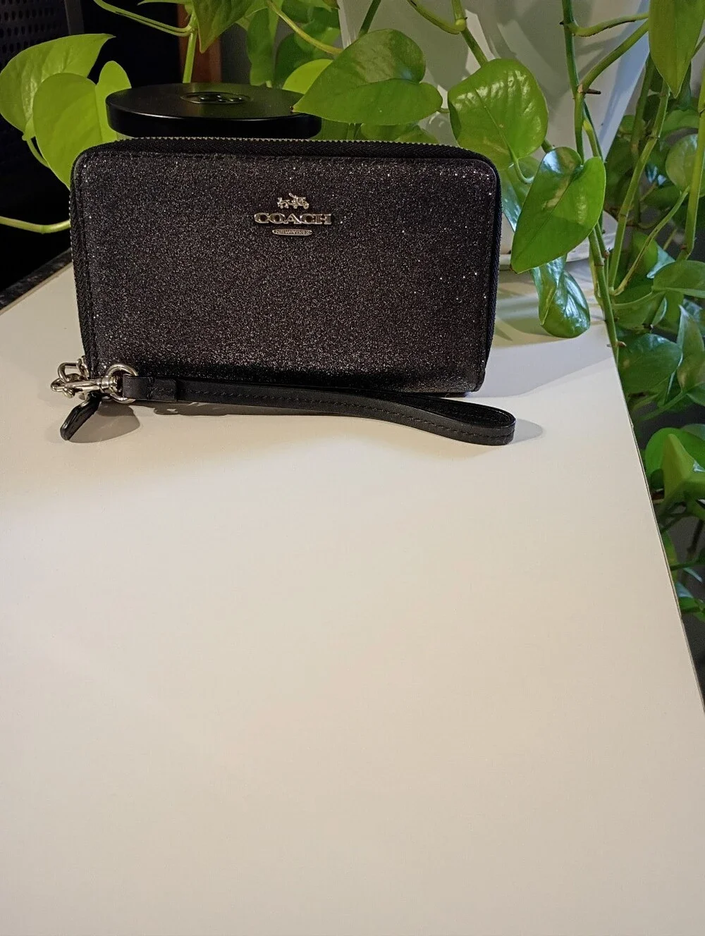 Coach wristlet shimmering